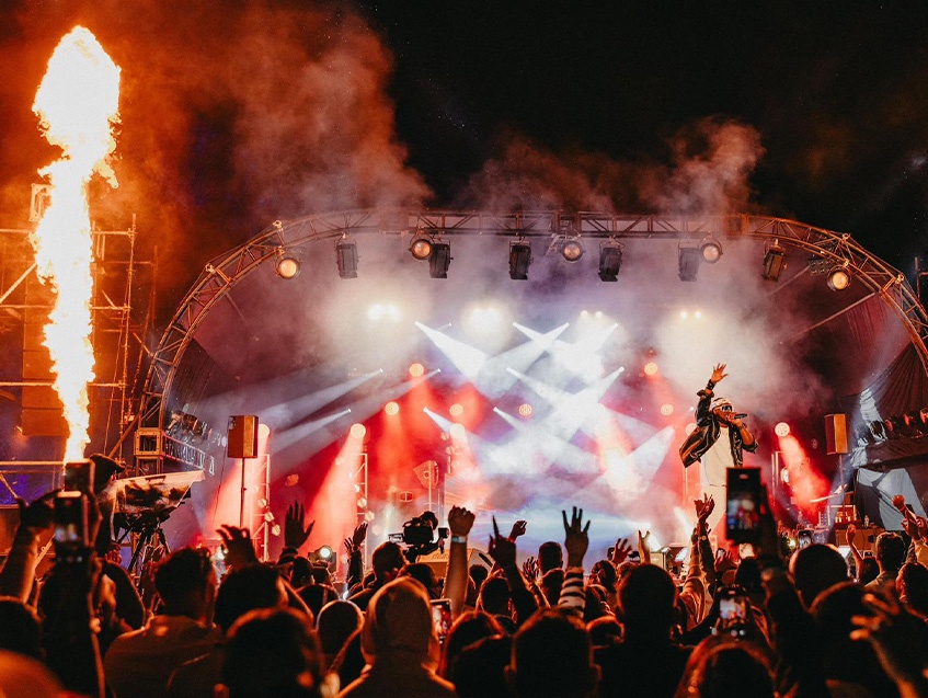 TomorrowISLAND 2025 : Rudeboy enflamme le Domaine des 7 Cascades pour la 10ᵉ édition