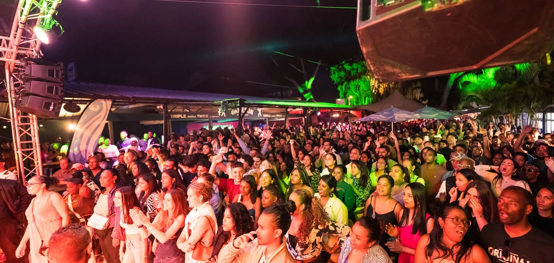 FIYA ROOM presents LIMITLEZZ in Mauritius slider image