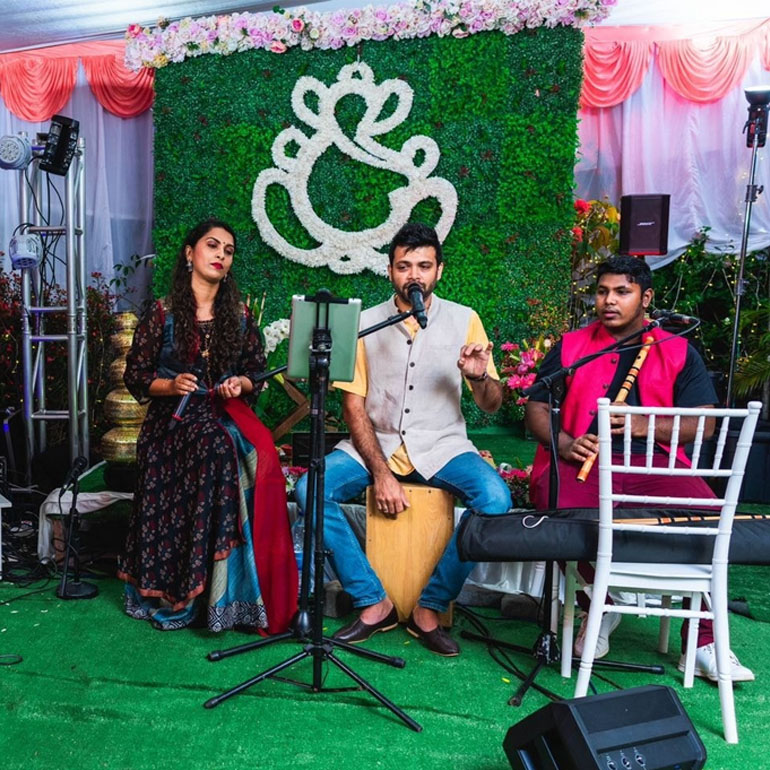 Keveen Cooshneapa – Manisha Babbea & Harmony On Band